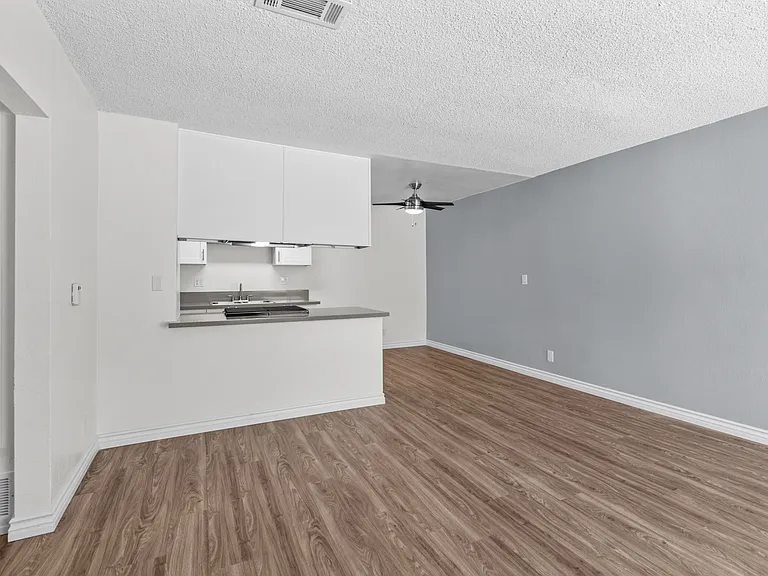 8955 Hewitt Pl — Photo 11