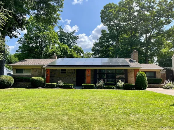 560 Bancroft St, Imlay City, MI 48444