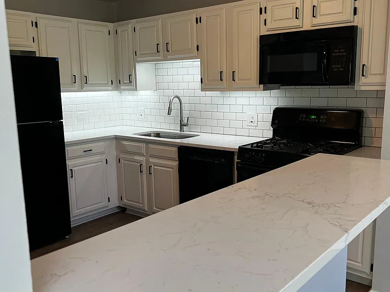 205 Glasgow Ln #Z2 — Photo 8