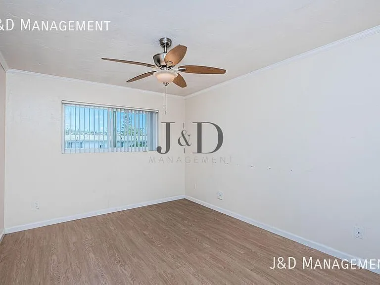 2664 Magnolia Ave #5 — Photo 4
