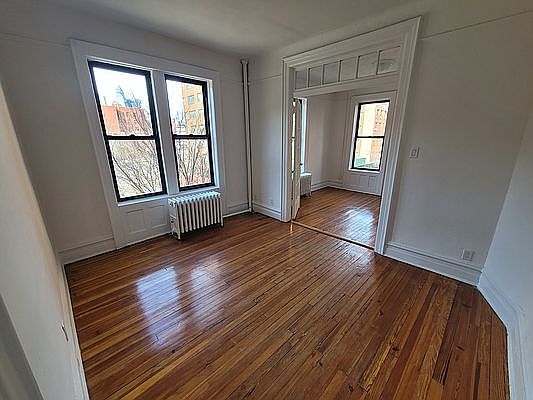 1st image of 28 Charles St #33