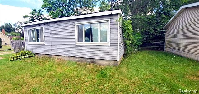 2nd image of 6663 Ball Rd