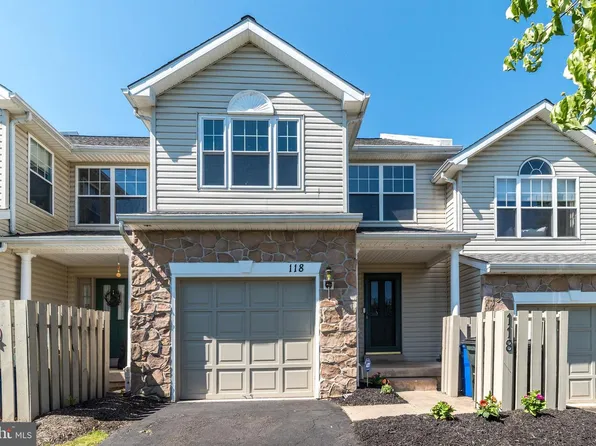 118 Galway Cir, Chalfont, PA 18914