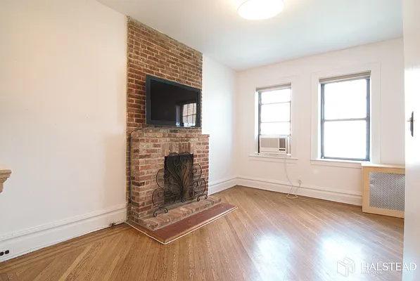 Rented by Halstead Real Estate | media 8