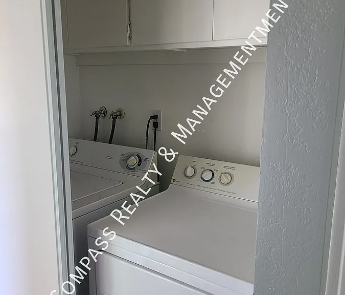 6751 Ledgewood Dr — Photo 21