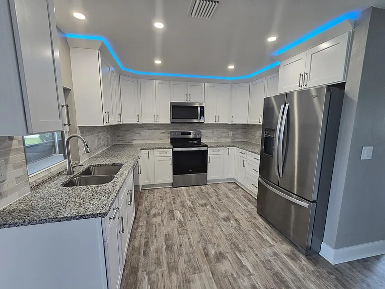 Kitchen - Teal LED