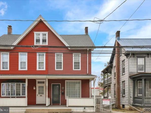 157 N Tulpehocken St, Pine Grove, PA 17963