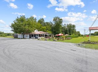 752 N River St, Swanton, VT 05488