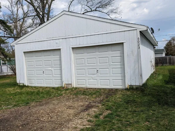 6023 Stetler Dr, Jackson, MI 49201