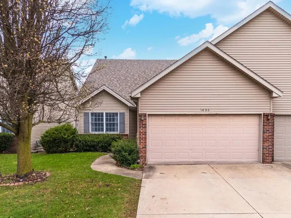 1633 Frontier Dr, Normal, IL 61761