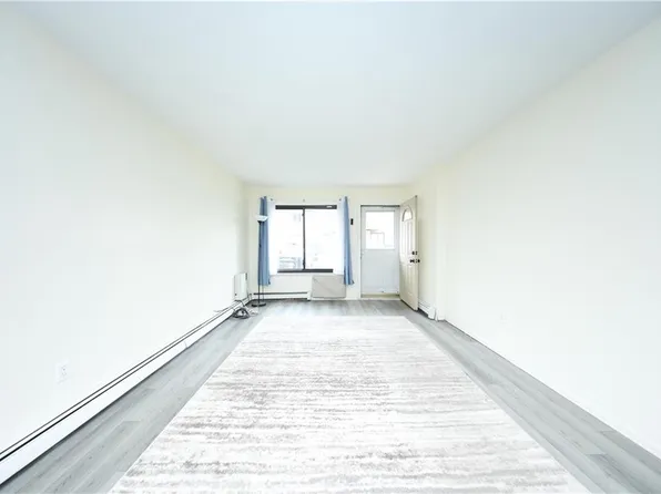 26 Gardenia Lane image 5 of 12