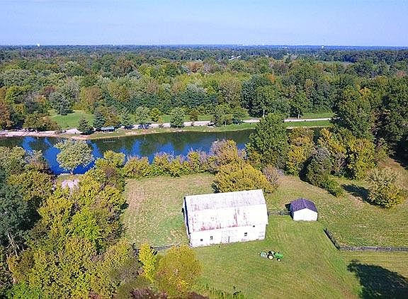 4th image of 6486 Cedar Lake Ln