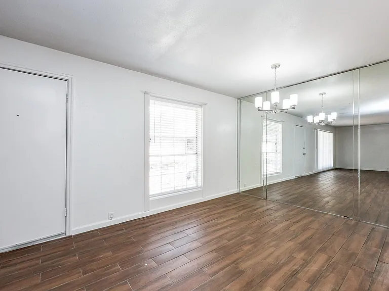 7510 Shadyvilla Ln #17 — Photo 5