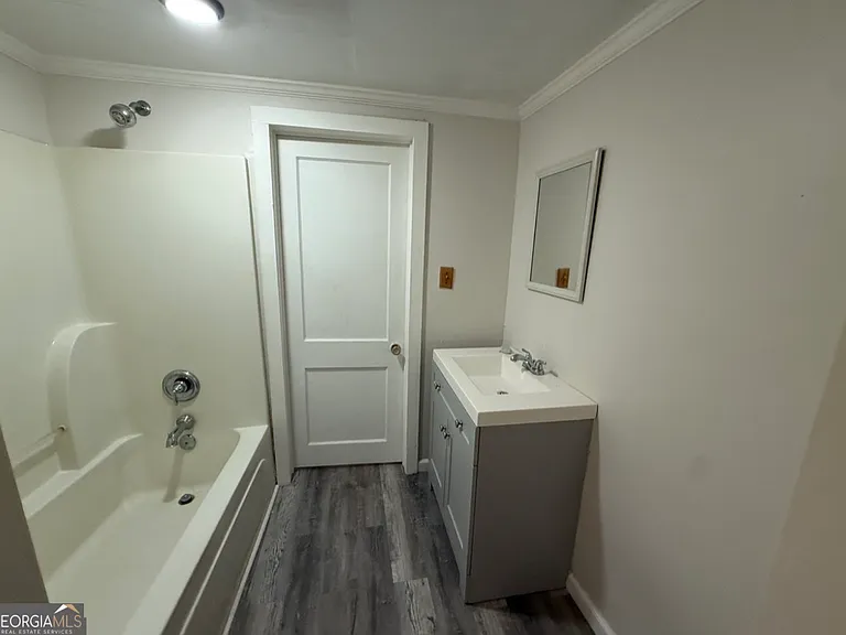 604 Shy St — Photo 22