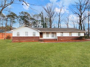 1812 Driftwood Pl, Snellville, GA