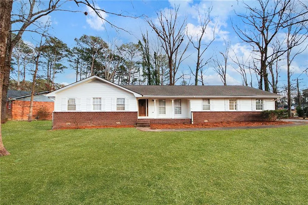 1812 Driftwood Pl photo 1