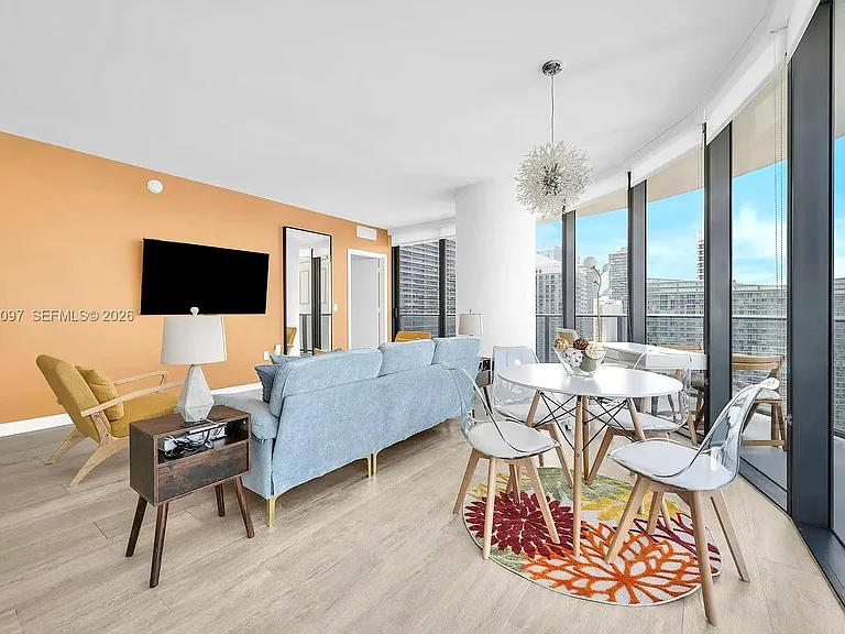 55 SW 9th St #3306 — Photo 4