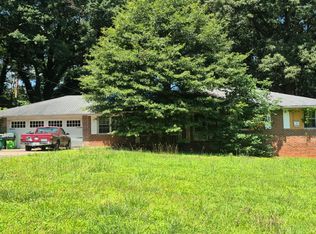 5482 Helen Pl SW, Mableton, GA 30126