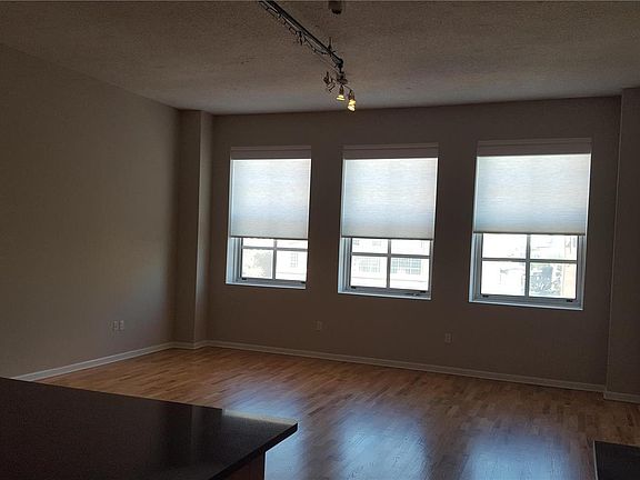 2nd image of 1501 Locust 403