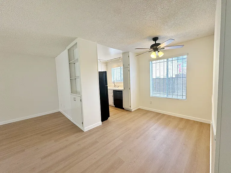 3966 Cleveland Ave #6 — Photo 12