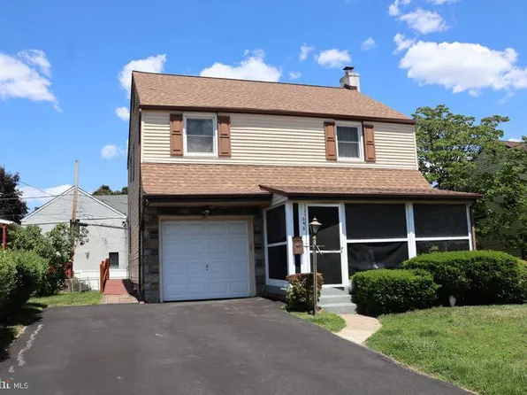 646 Amosland Rd, Morton, PA 19070