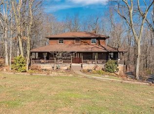 1426 Morningstar Dr, Aliquippa, PA 15001