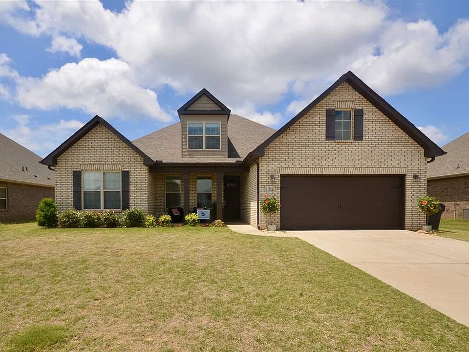 1st image of 132 Bakers Farm Dr