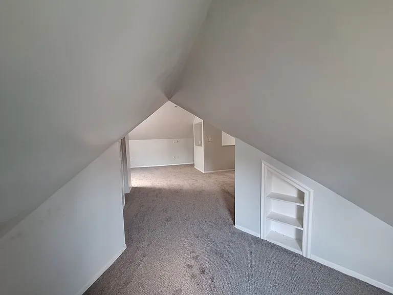 11243 Roxbury St — Photo 20