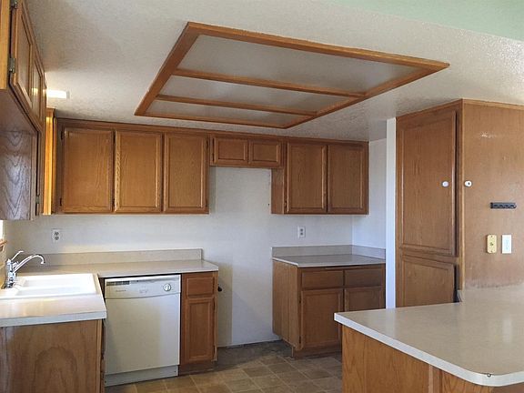 5th image of 18572 Mojave St