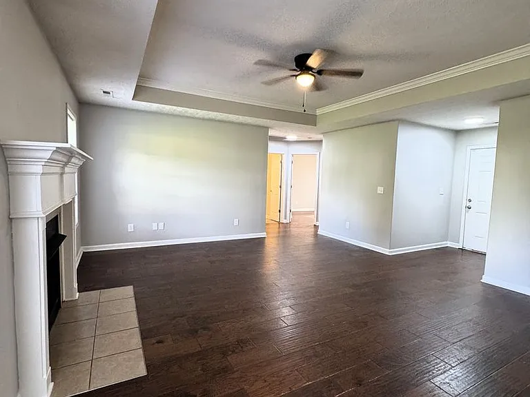 18304 Upland Trl — Photo 10