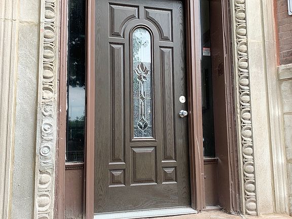 2nd image of 5123 S Indiana Avenue # 1st Fl 3rd