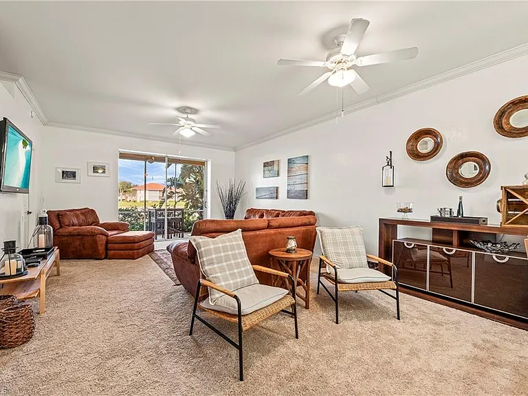 280 Robin Hood Cir #101 — Photo 11