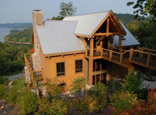 372 Harbor Dr, Lancaster, TN 38569