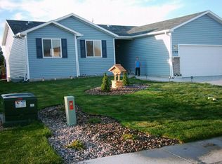 1708 Jazz Dr, Cheyenne, WY 82007