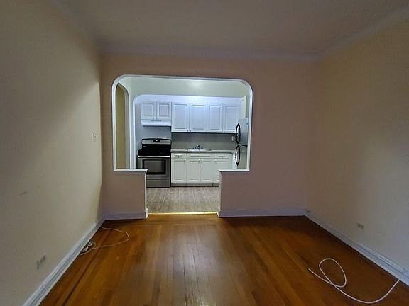 2nd image of 4143 39th Pl APT 2h