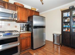 63 Country Club Ln, Pomona, NY 10970