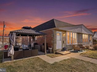 8557 Castor Ave, Philadelphia, PA 19152