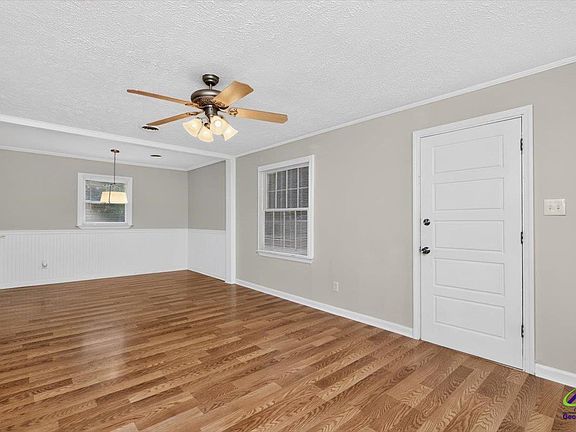 5th image of 305 McArthur Blvd