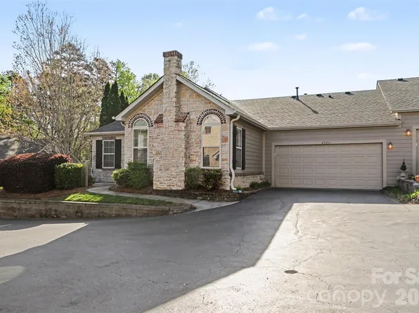 2726 Polo Club Blvd, Matthews, NC 28105