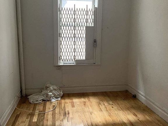3rd image of 831 Nostrand Ave APT 6