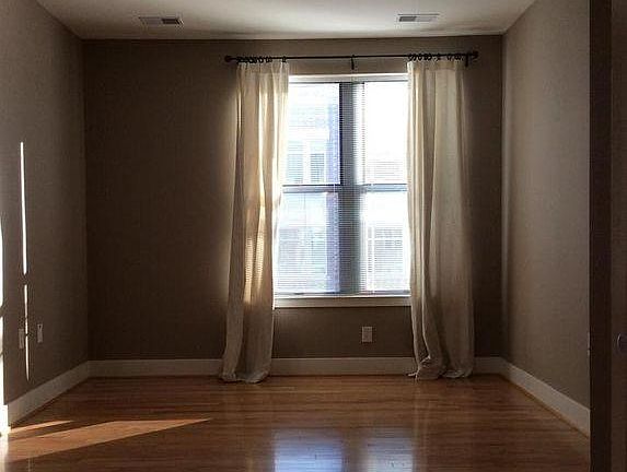 4th image of 1800 Wilson Blvd #306