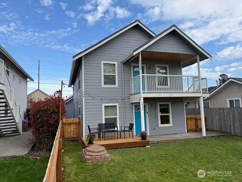 3rd image of 2424 Orleans Street