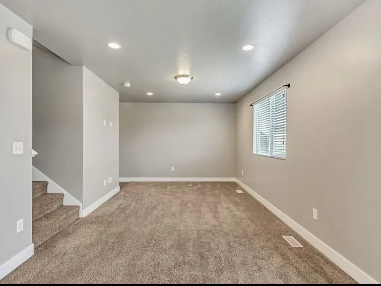 5252 W Armada Way — Photo 4