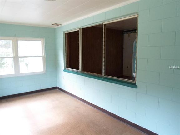 5th image of 14422 Hibiscus St