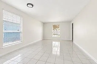 3 bed, 2.5 bath, 1766 sqft, $2,200 — Photo 3