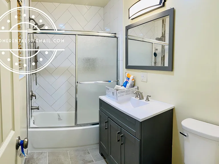 522 W Gutierrez St #3 — Photo 7