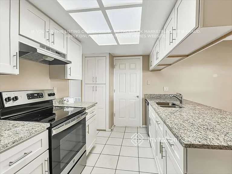 612 Limetree Dr — Photo 9
