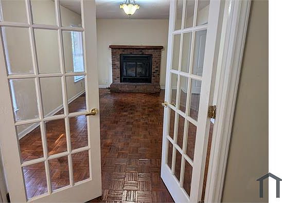 2nd image of 237 Rosehaven Dr