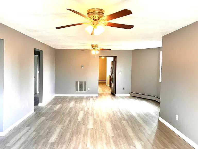 47 N Federal St #3 — Photo 6