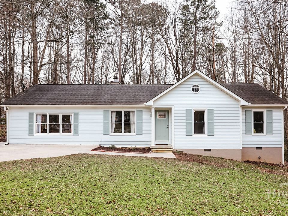 1st image of 149 Hunters Crossing Road